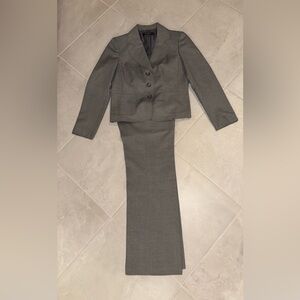 Nine West Women's Gray Two-Piece Pantsuit